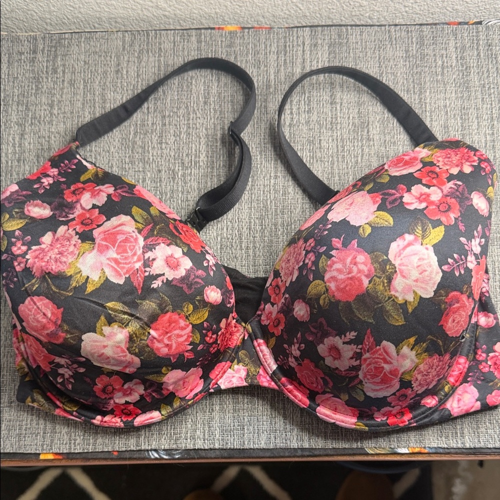 Victoria Secret Lightly Lined Bra